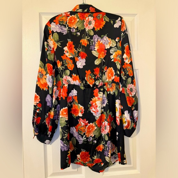 Zara black and red floral Dress - Picture 3 of 4